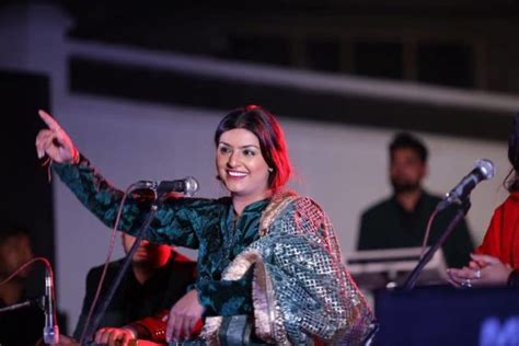 Jyoti Nooran (Nooran Sisters) Biography, Age, Wiki, Height, .